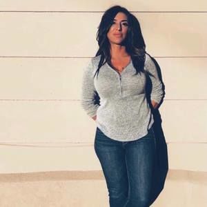 Meet your Posher, Jasmine